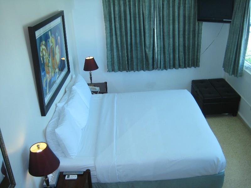 Hotel La Playa Rolling Hills Room photo